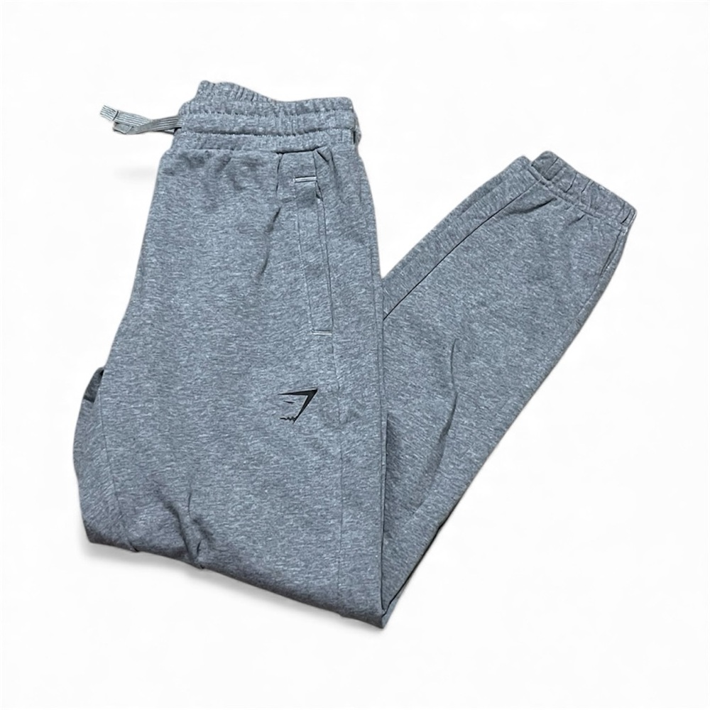 GYMSHARK Men’s SMALL Essential Oversized Sweatpants Grey Gray Jogger  Sweats